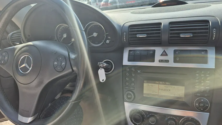 MERCEDES-BENZ CLC -