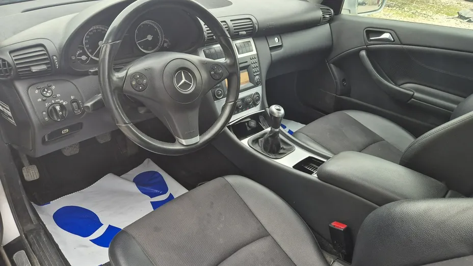 MERCEDES-BENZ CLC -
