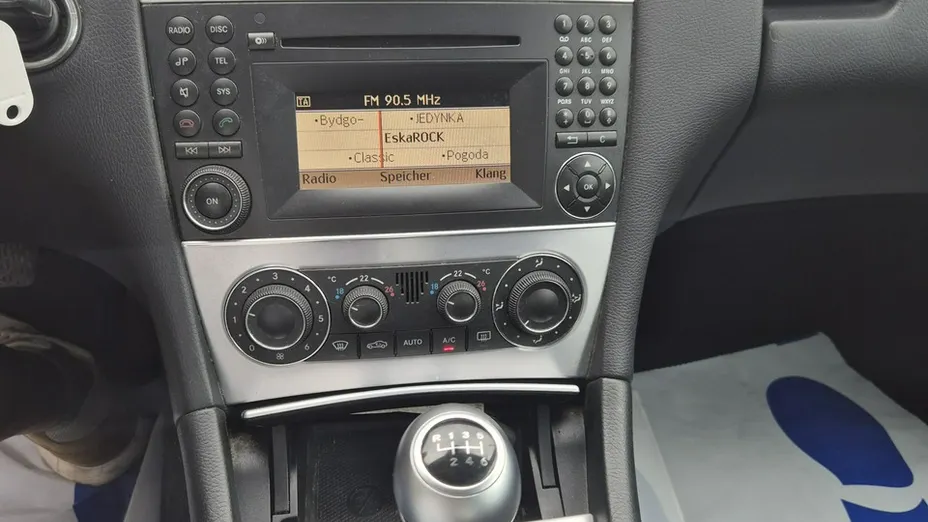 MERCEDES-BENZ CLC -