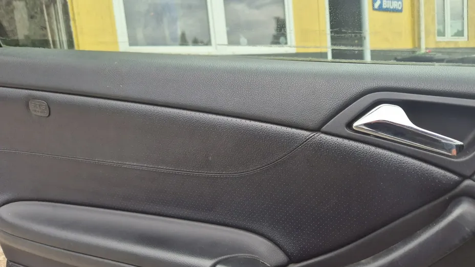 MERCEDES-BENZ CLC -