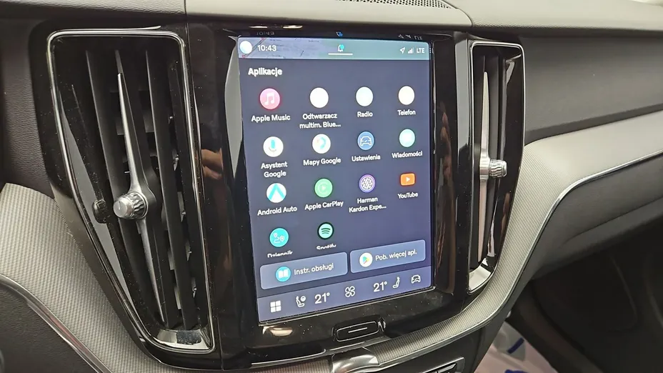 VOLVO XC60 -