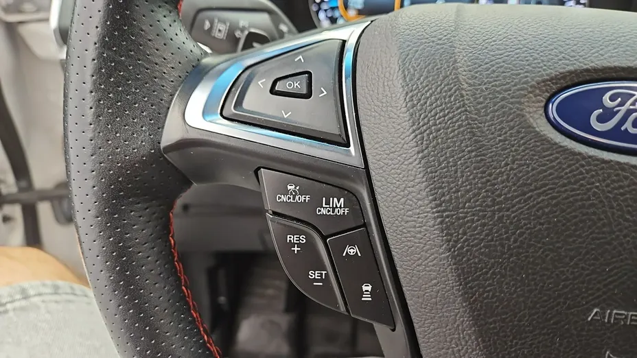 FORD Edge -