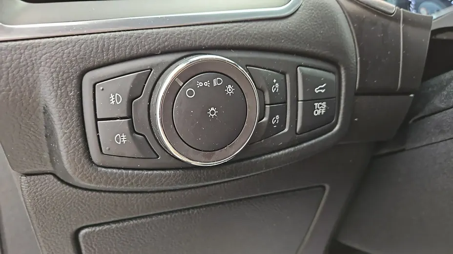 FORD Edge -