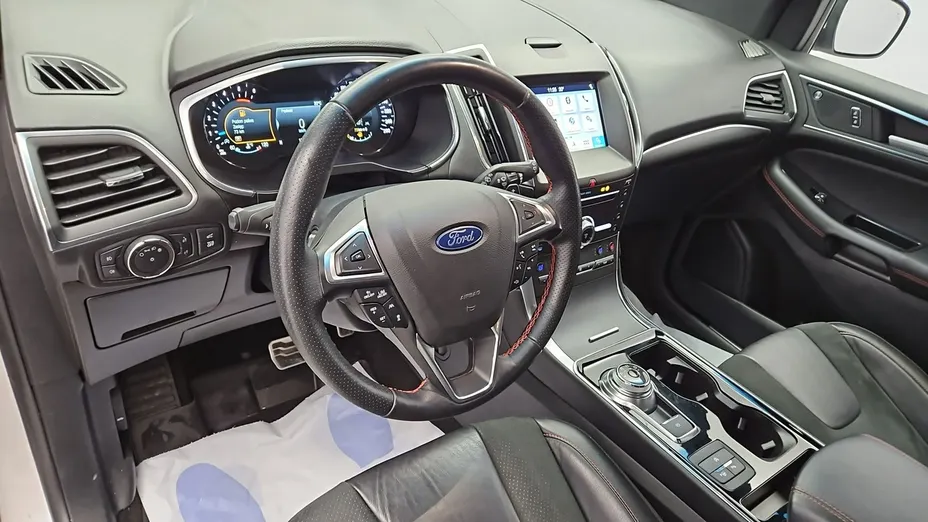 FORD Edge -