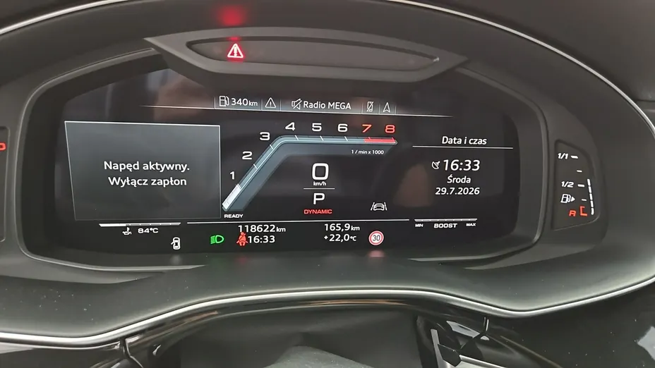 AUDI SQ8 -