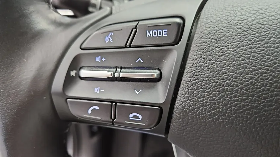 HYUNDAI i30 -