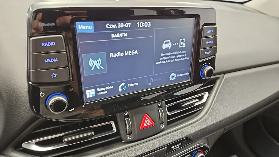HYUNDAI i30 -