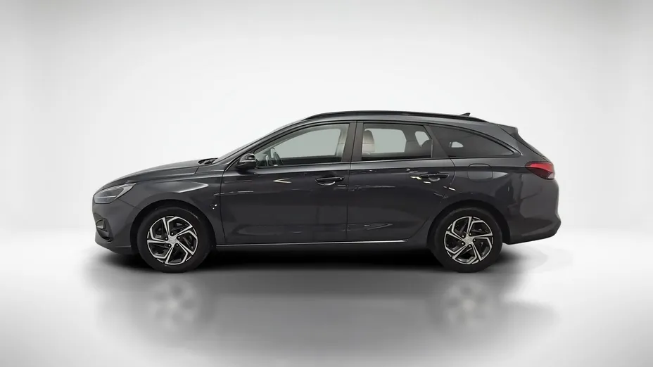 HYUNDAI i30 -