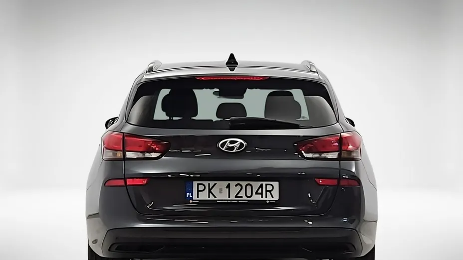 HYUNDAI i30 -