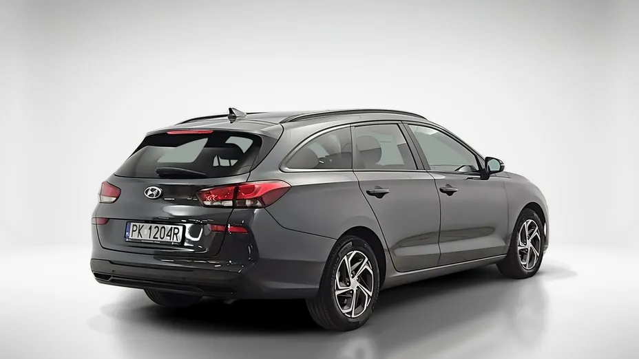 HYUNDAI i30 -