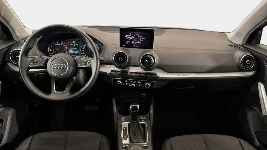 AUDI Q2 -