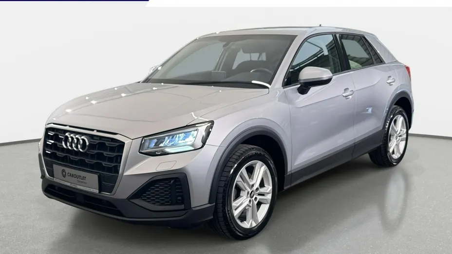 AUDI Q2 -