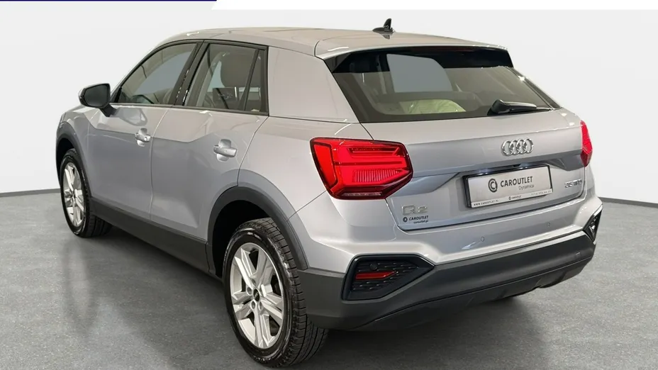 AUDI Q2 -