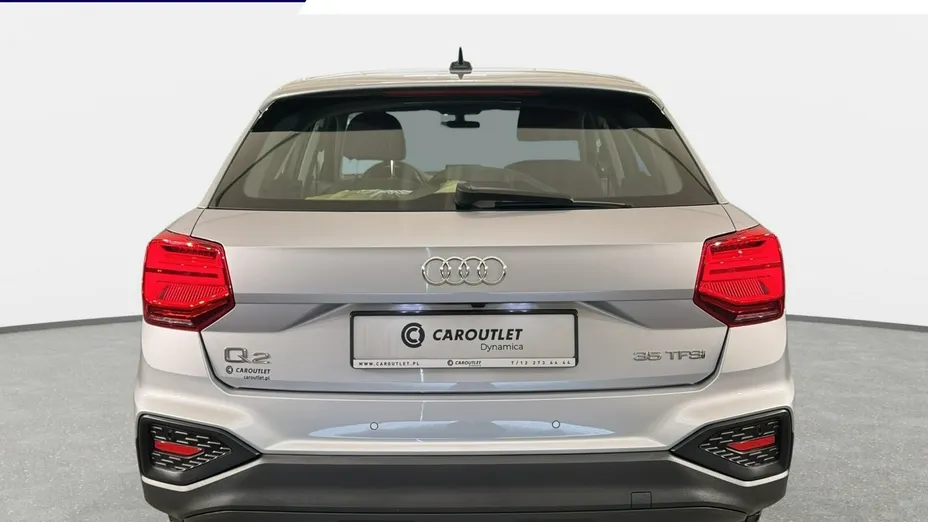 AUDI Q2 -