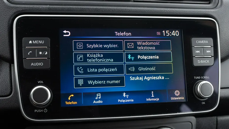 NISSAN Leaf -