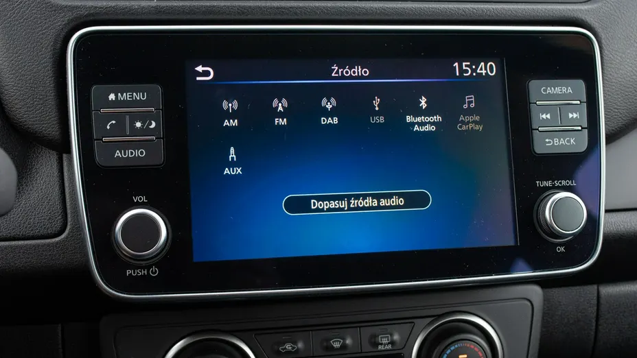 NISSAN Leaf -