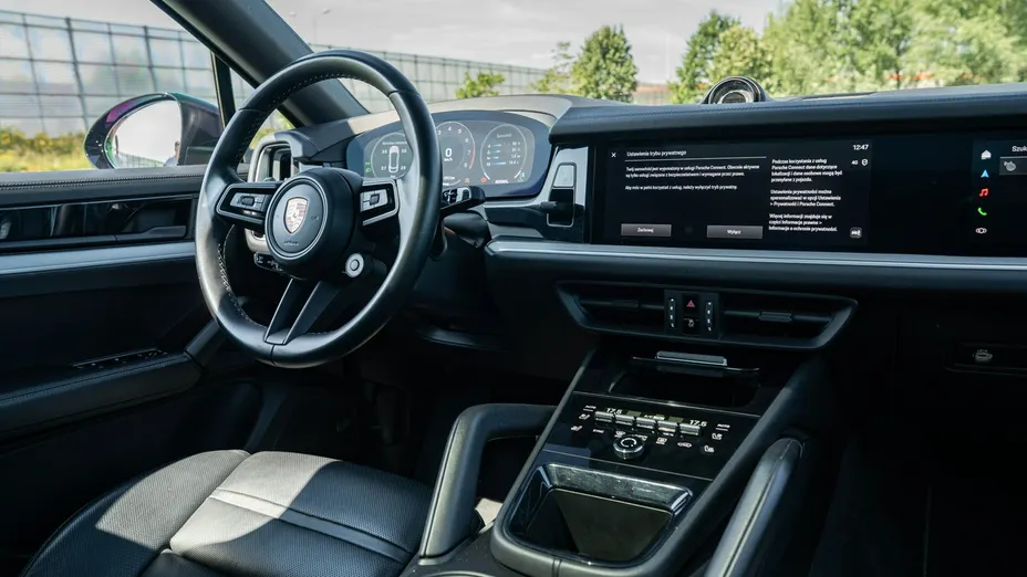 PORSCHE Cayenne -