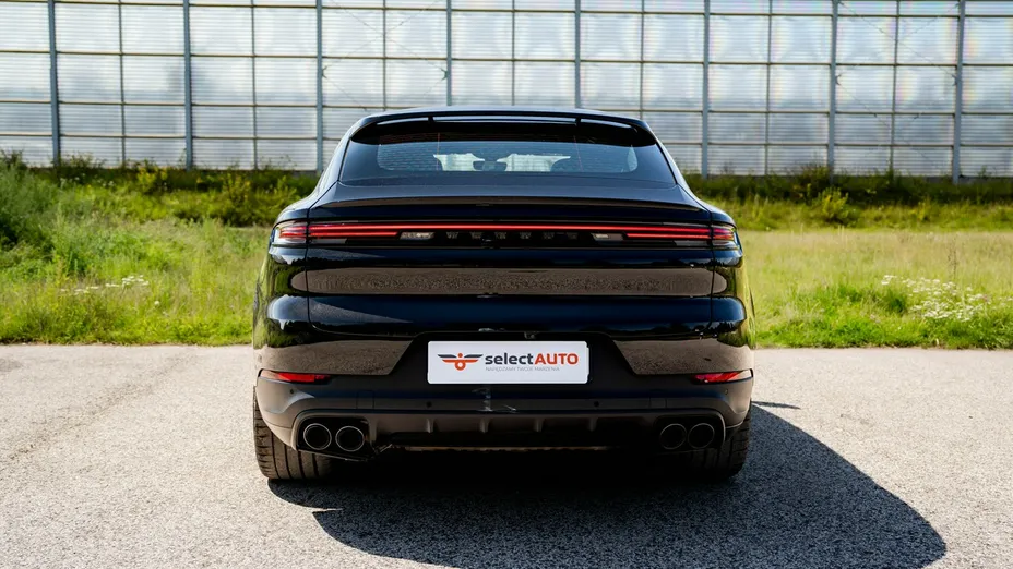 PORSCHE Cayenne -