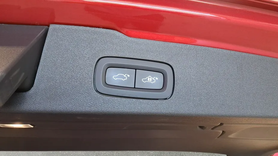 VOLVO V60 -