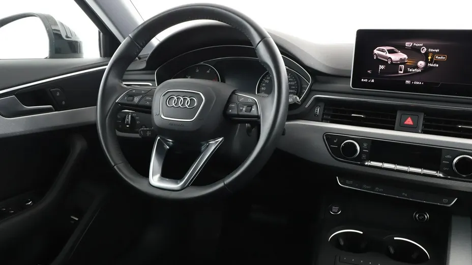 AUDI A4 -