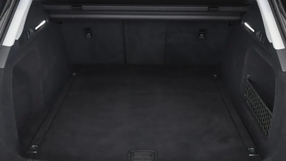 AUDI A4 -