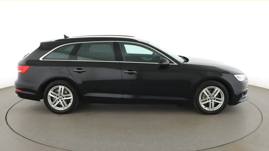 AUDI A4 -
