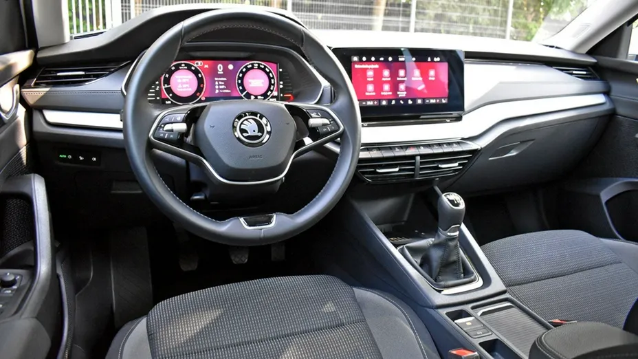 SKODA Octavia -