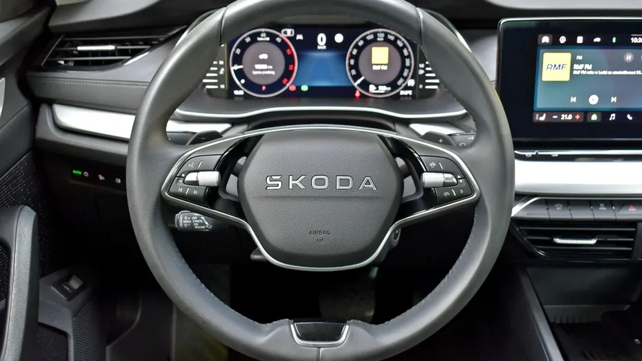 SKODA Octavia -