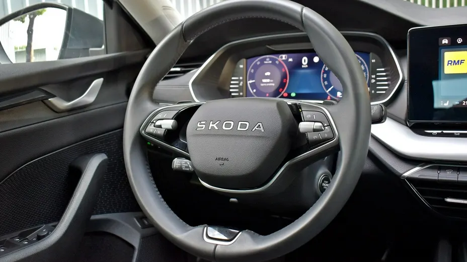 SKODA Octavia -