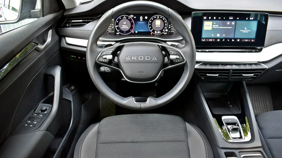 SKODA Octavia -