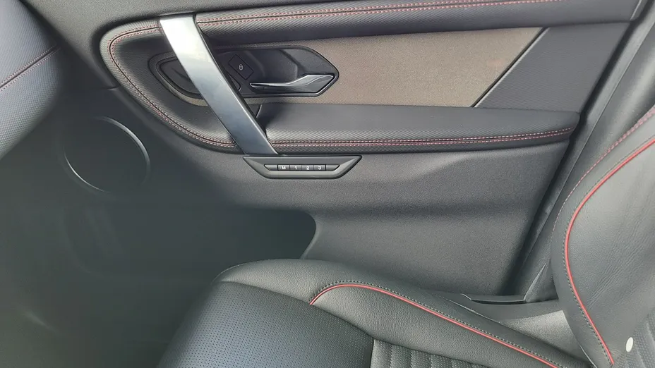 LAND ROVER Discovery Sport -