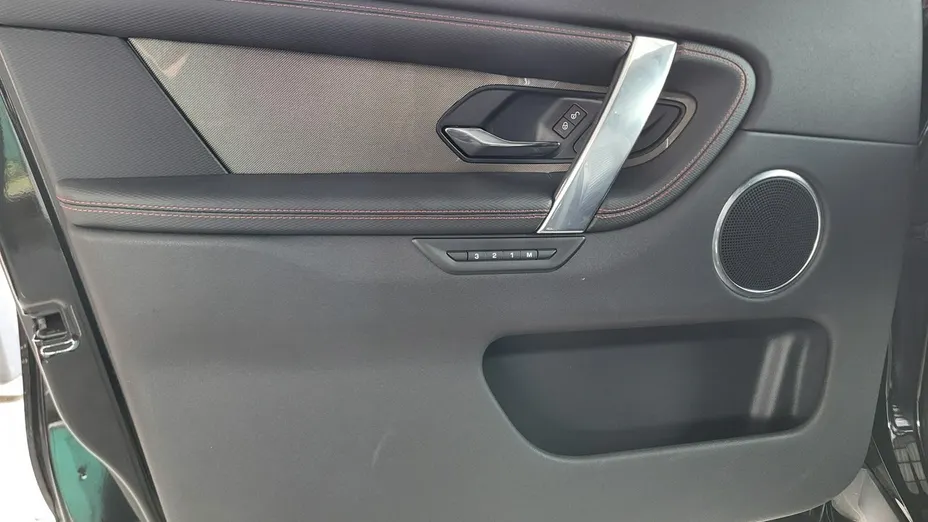 LAND ROVER Discovery Sport -