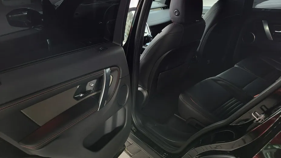 LAND ROVER Discovery Sport -