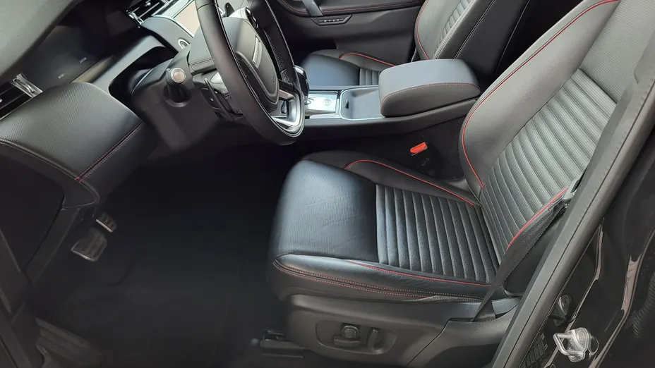 LAND ROVER Discovery Sport -