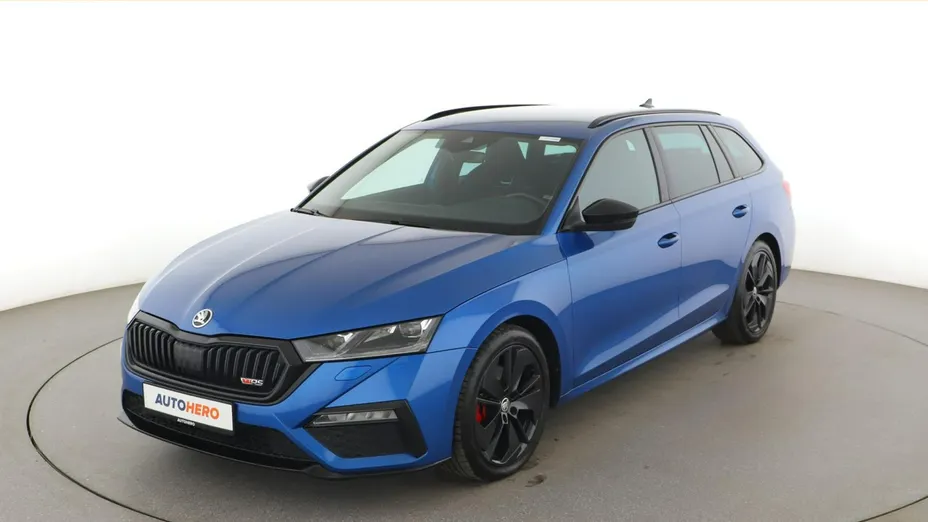 SKODA Octavia -