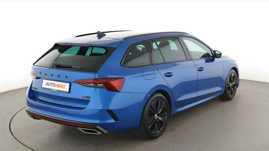 SKODA Octavia -