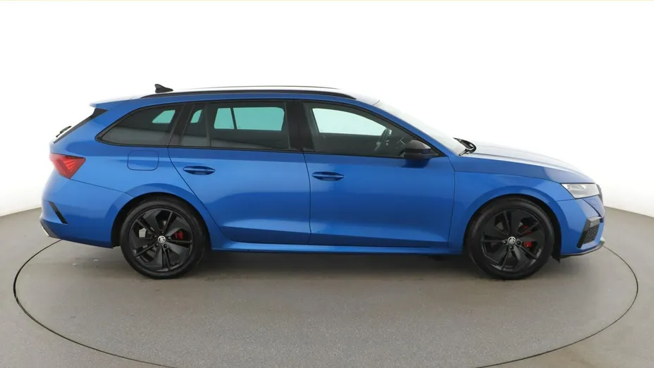 SKODA Octavia -