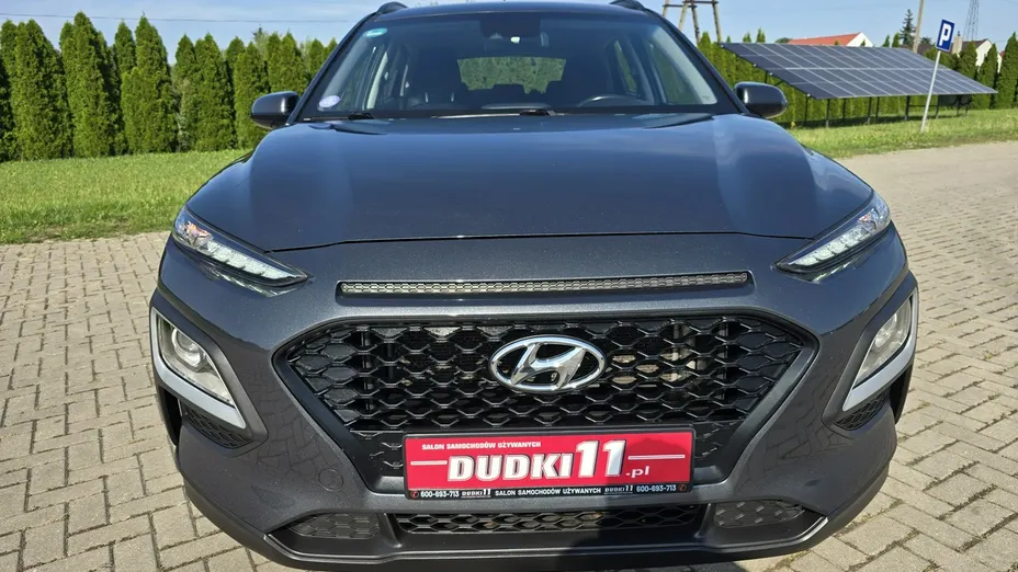 HYUNDAI Kona -