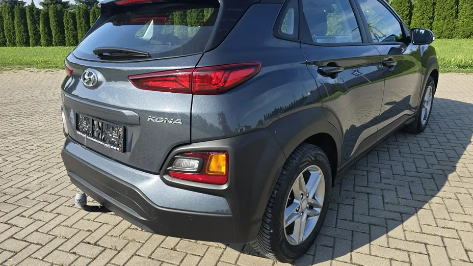 HYUNDAI Kona -