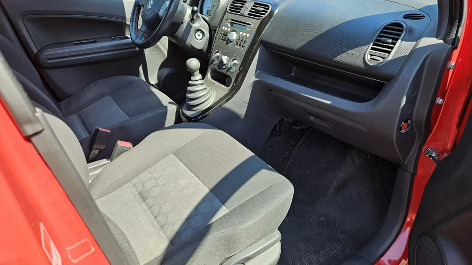 SUZUKI Splash -