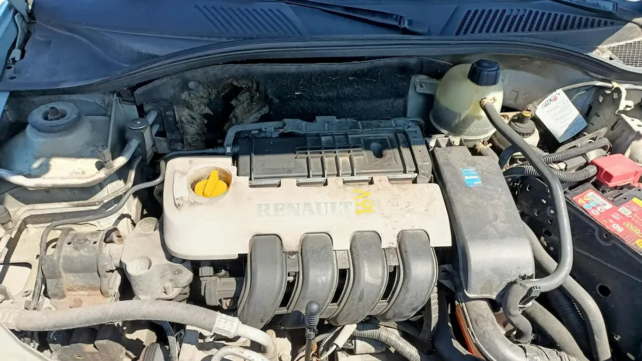 RENAULT Clio -