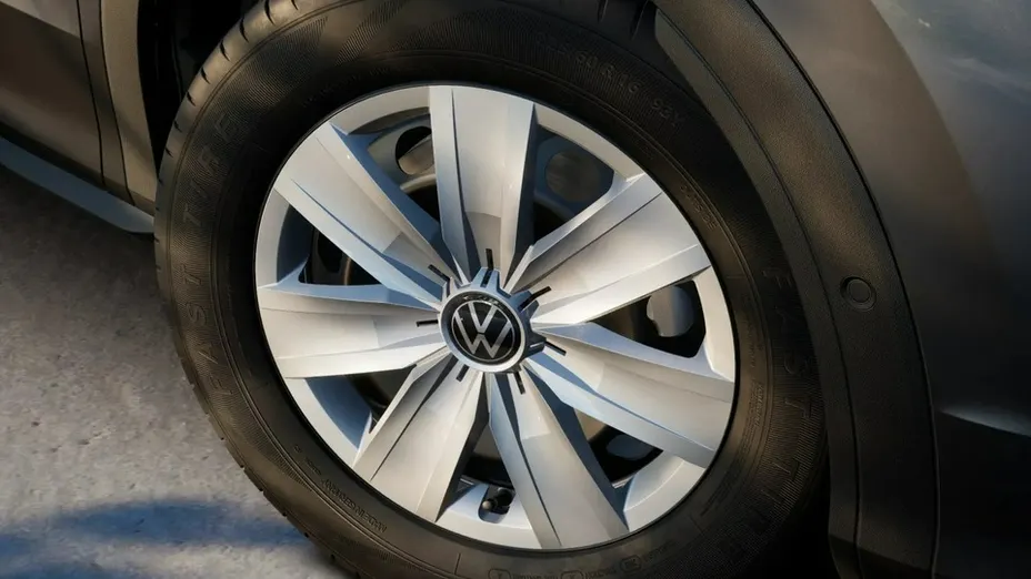 VOLKSWAGEN T-ROC -