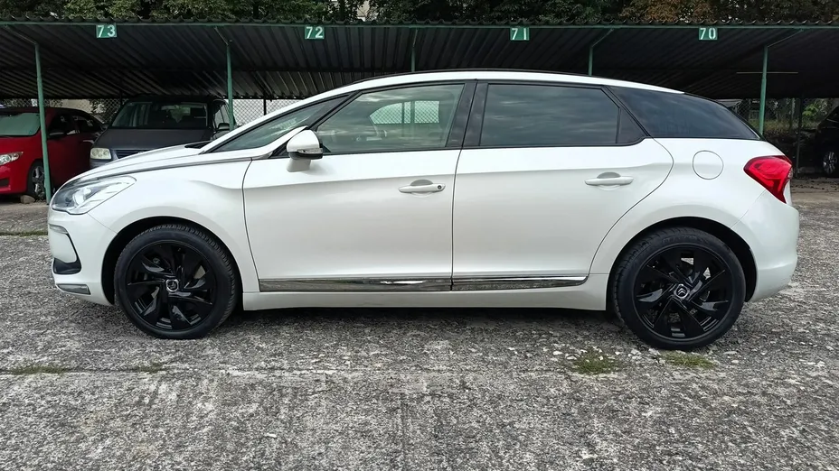 CITROEN DS5 -