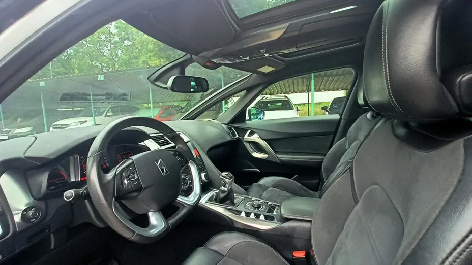 CITROEN DS5 -