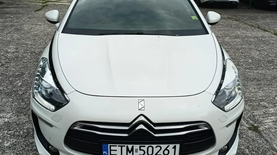 CITROEN DS5 -