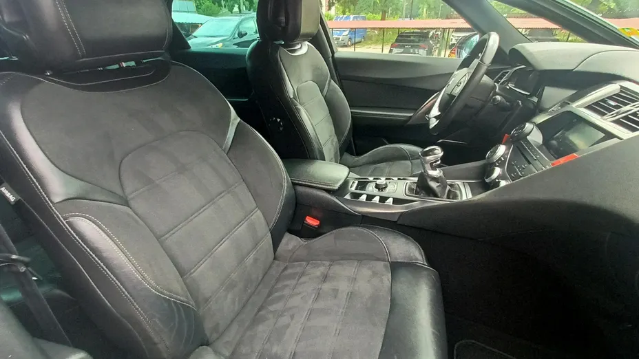 CITROEN DS5 -