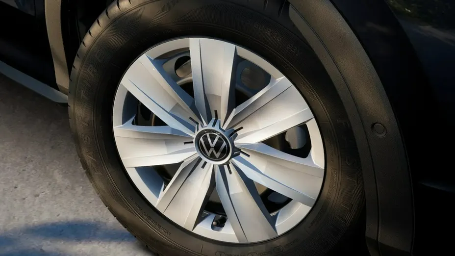 VOLKSWAGEN T-ROC -