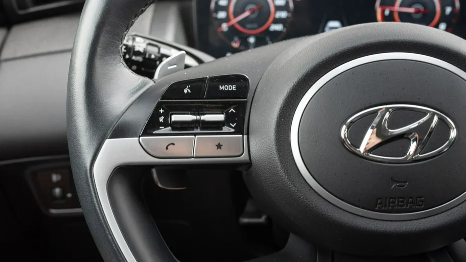 HYUNDAI Tucson -