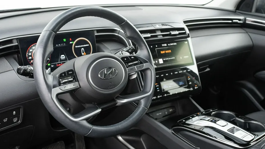 HYUNDAI Tucson -