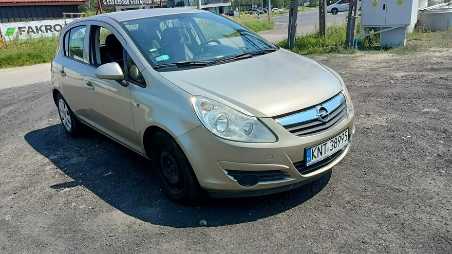 OPEL Corsa -